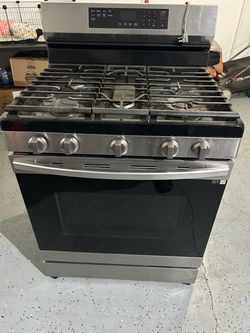 Samsung gas stove  (needs a new motherboard)