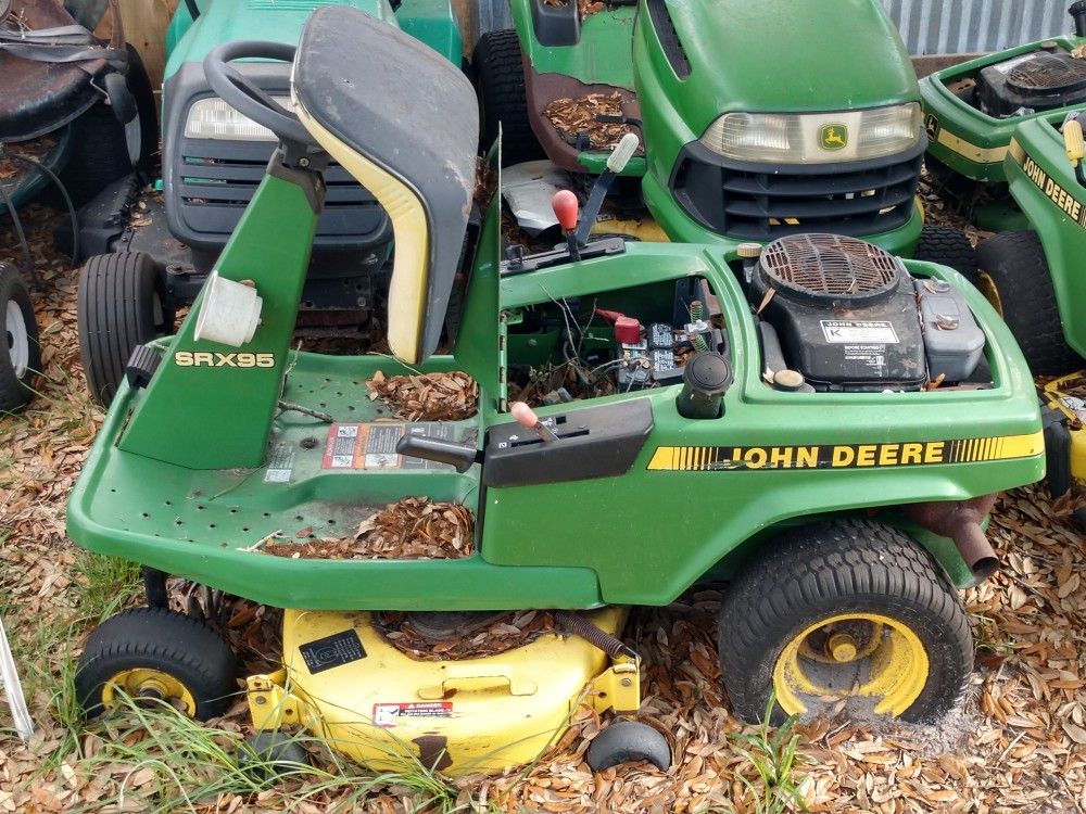 John Deere SRX95 Riding Mowers