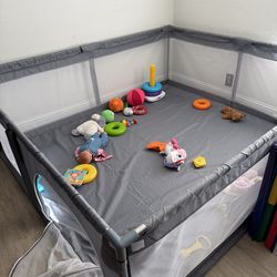 Xl large play pen 71x79
