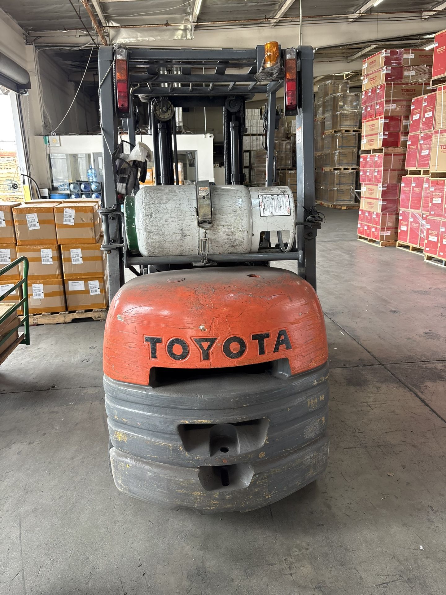 Forklift