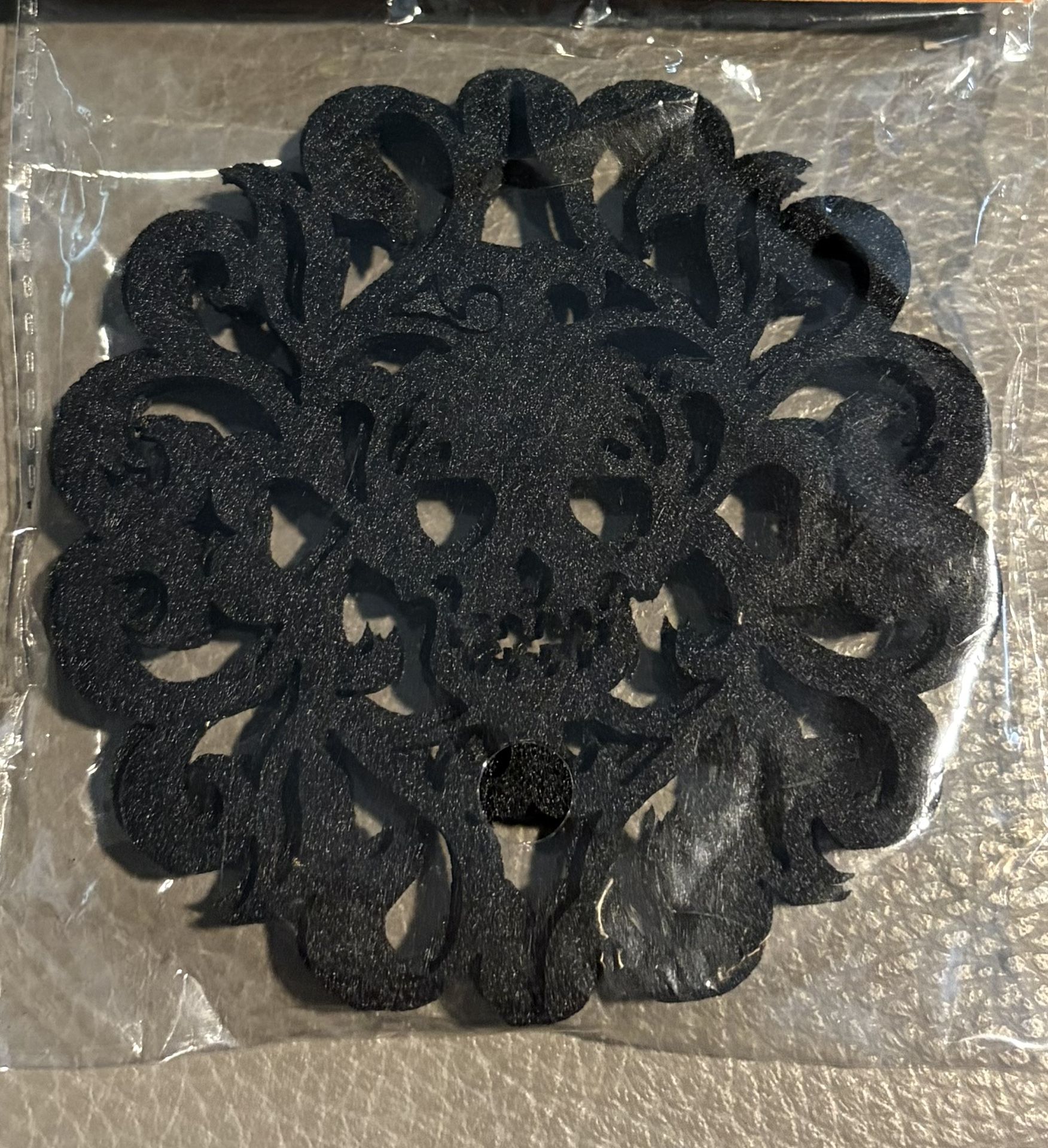 New 4pc Halloween Goth Gothic Black Felt Skull Drink Coasters 