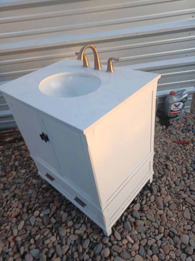 Batroom Vanity