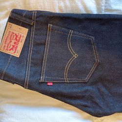 Brand New Men’s Levi 501 Jeans