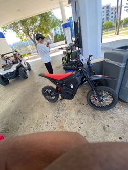 Yozma 48v 40 mph 800 miles trades for RTR or Kx 85