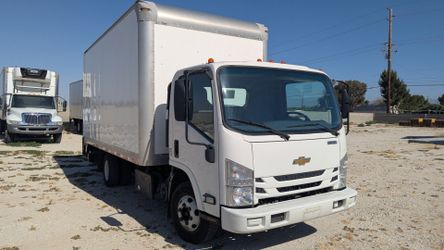 2020 Isuzu NPR