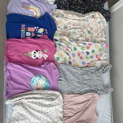 ‼️ $20 for 11 Girls Medium Shirts-Dresses