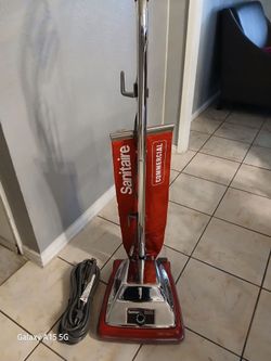 Sanitaire comercial vacuum cleaner