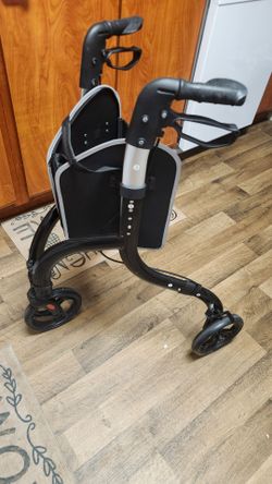 Adult 3 wheel walker, 3 tier walker. Elderly Walker with zip pouch