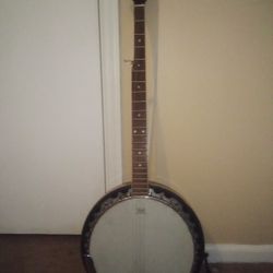 Dean Banjo