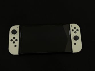 Nintendo Switch Oled + Accessories