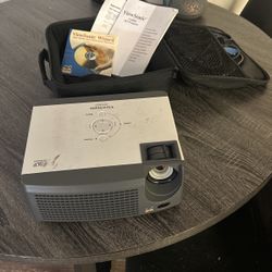 Viewsonic PJ506D Projector