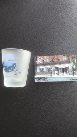 Massachusetts Miniature transluscent glass and Boston ceramic scene