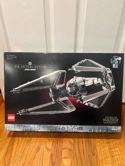 Brand New Lego Star Wars 75382 interceptor