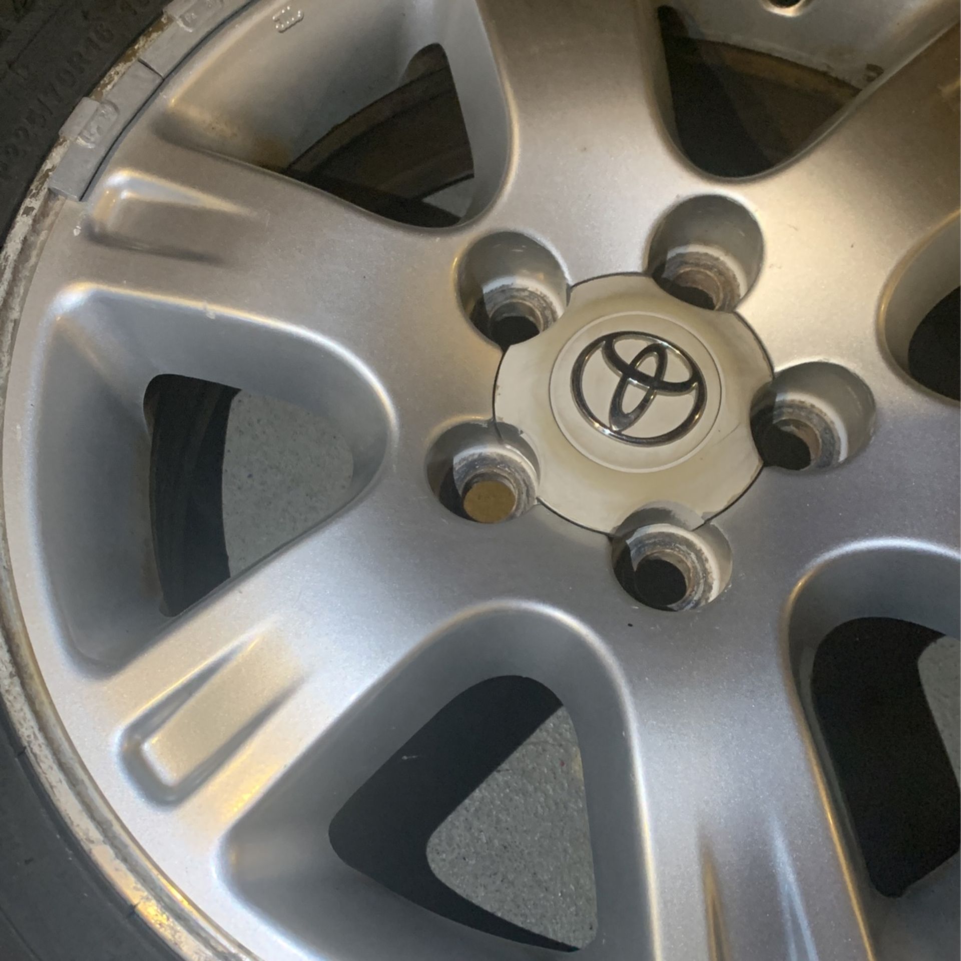 Set Of 4 Tires