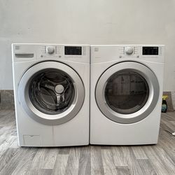 Kenmore washer and gas dryer laundry set