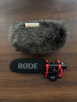 RØDE VideoMic NTG Shotgun Microphone + Auray DeadCat