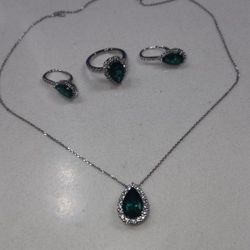 Green Emerald Ring, Earings and Necklace Set