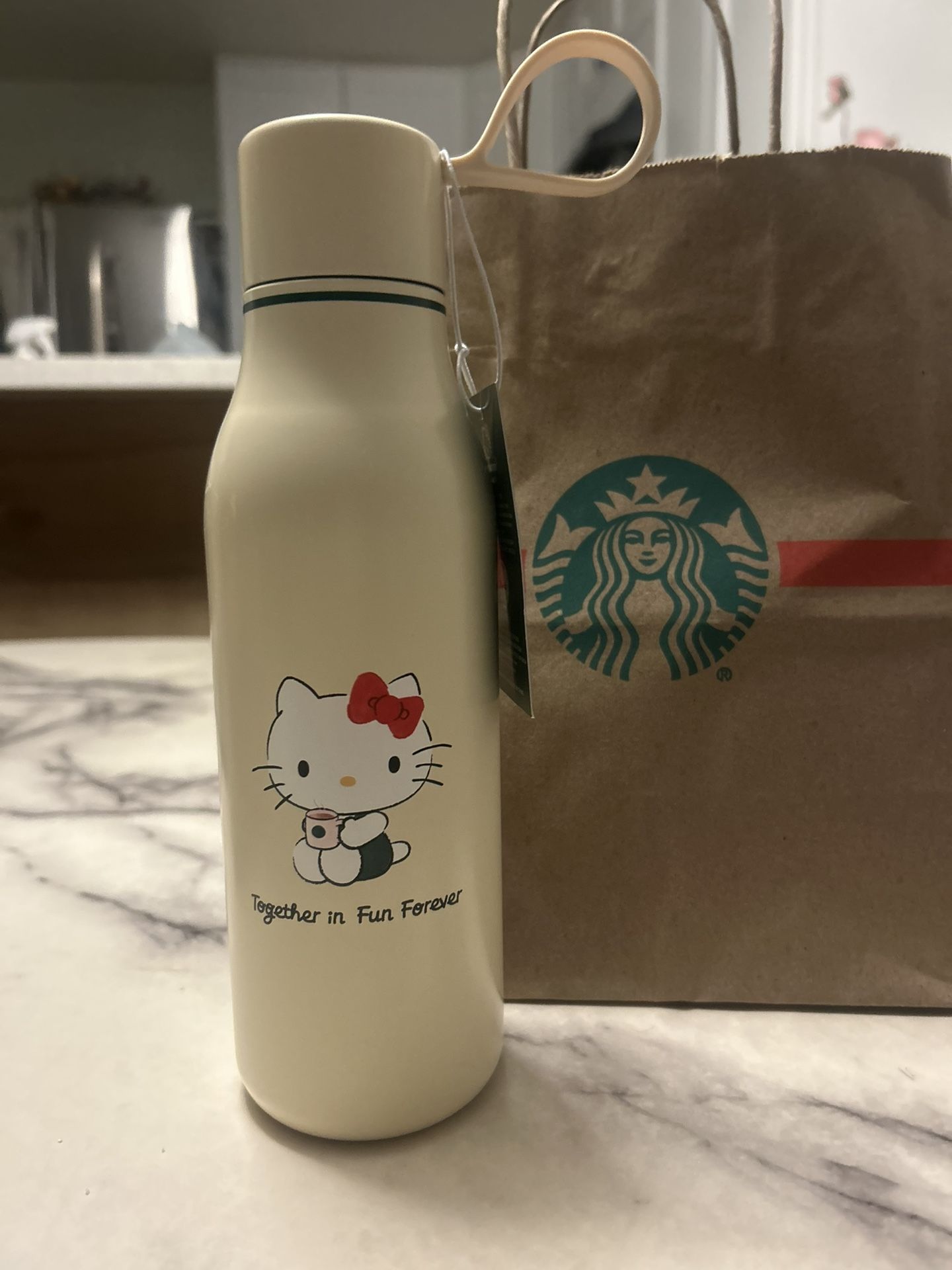 Hello Kitty Starbucks
