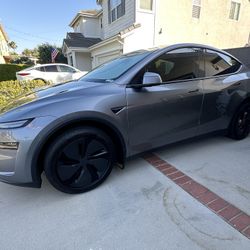 2026 Tesla Model Y