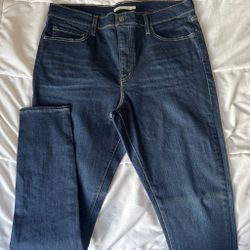 Levi jeans