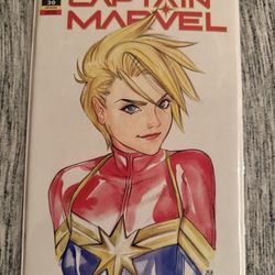 Captain Marvel #30 Momoko Anime Variant