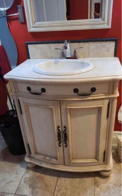 Bathroom Vanity 31” & Mirror