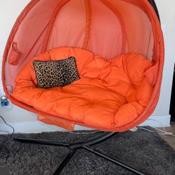 Hanging Pumpkin Loveseat Chair