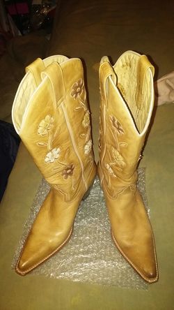 Sendr leathernflower cowboy boot