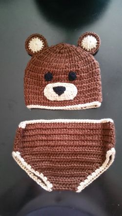 Knitted bear newborn to 3 months set