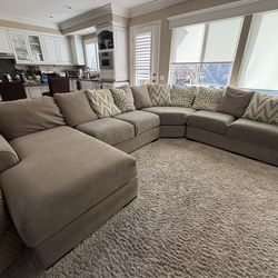 Couch sectional