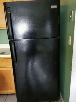 Refrigerator , stove gas , dishwasher