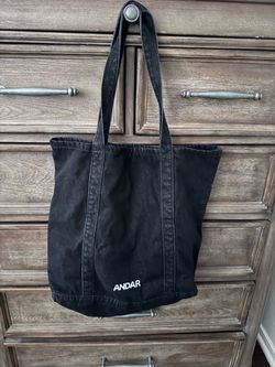 Andar Tote bags $60
