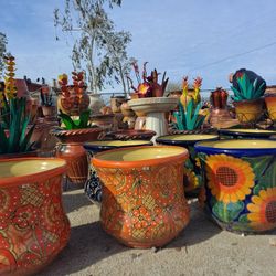 Metal Yard Art, BIRDBATHS & POTTERY 🌵 🌺 