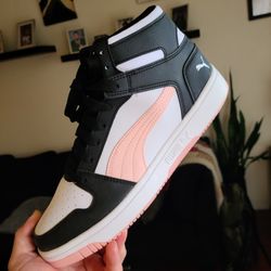 Puma Sneakers
