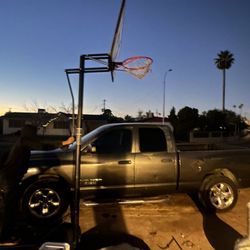 Basketball Hoop $60obo