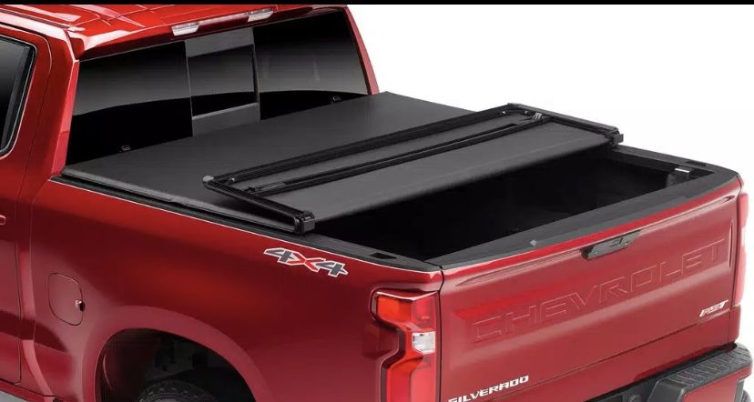 2015 GMC Sierra 1500 5'8" Bed cover