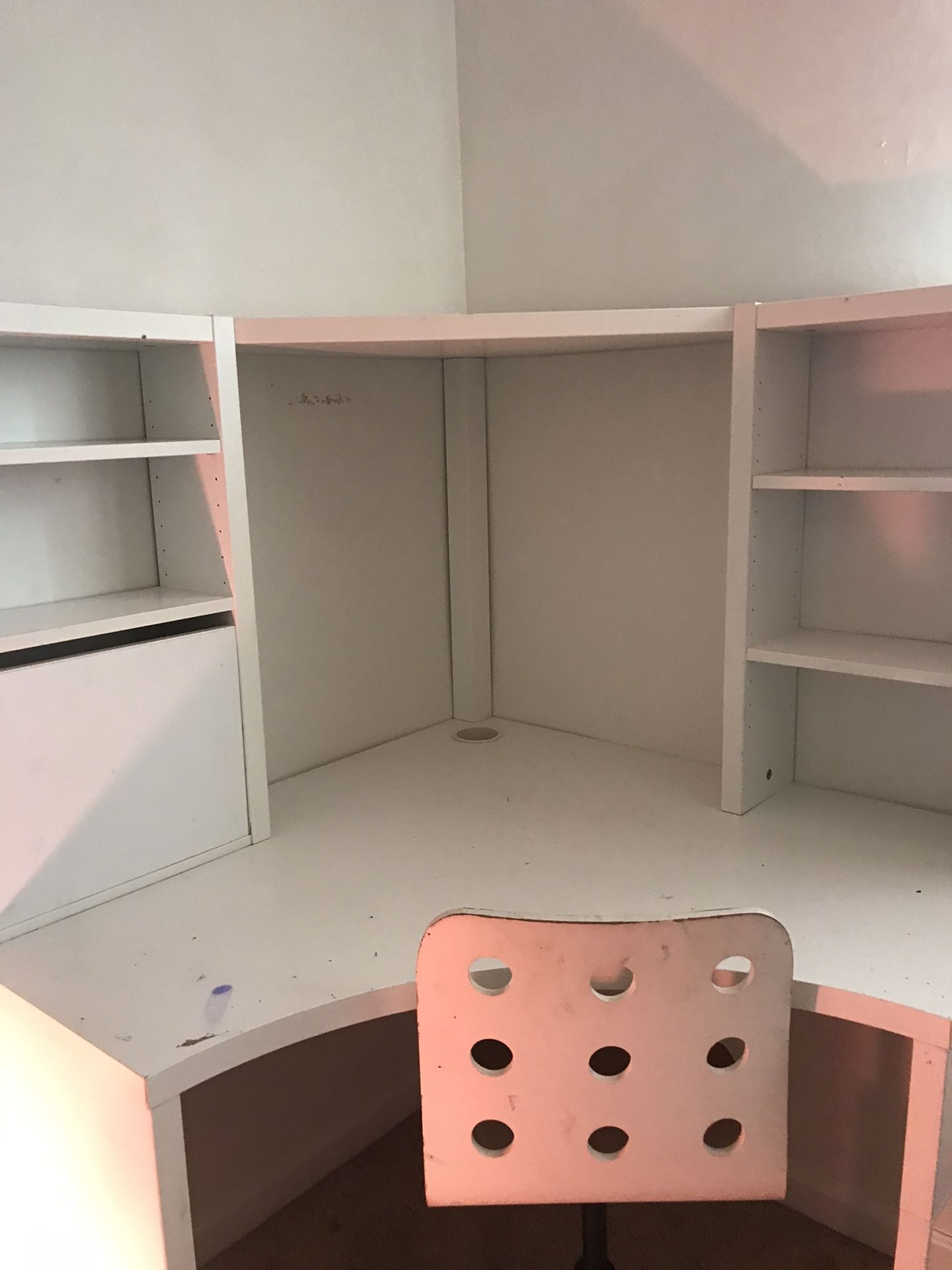 IKEA micke desk