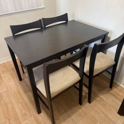 Dining Table With Chairs 