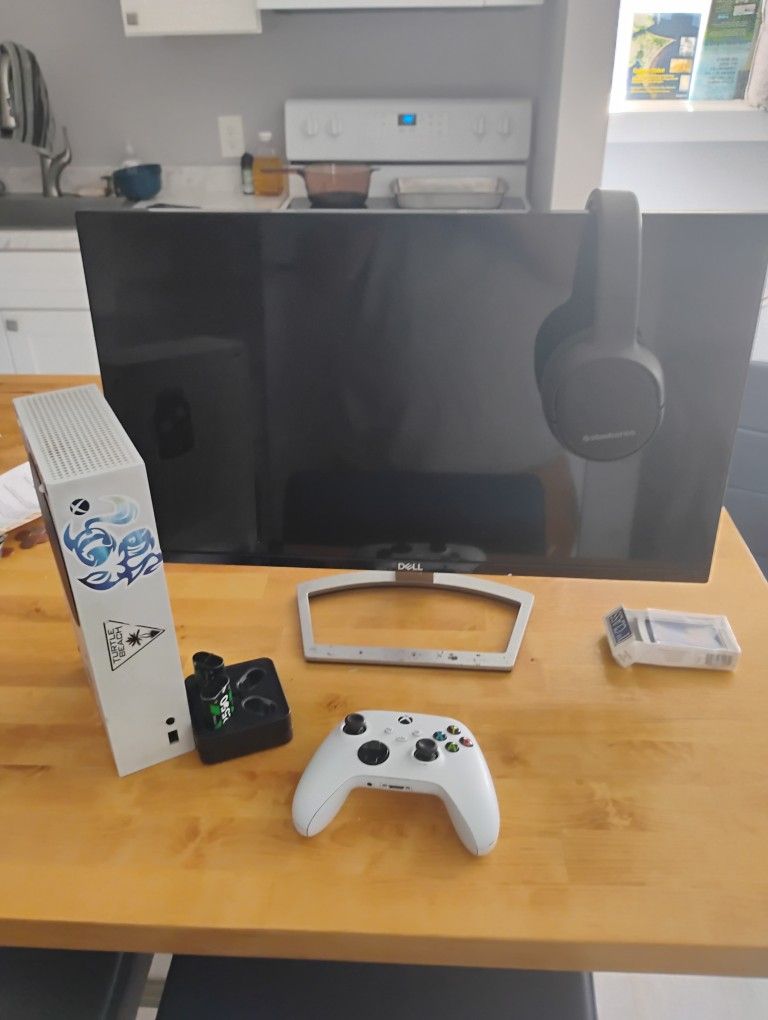 X-Box Series S  Steel Series Headphones And Dell Monitor 