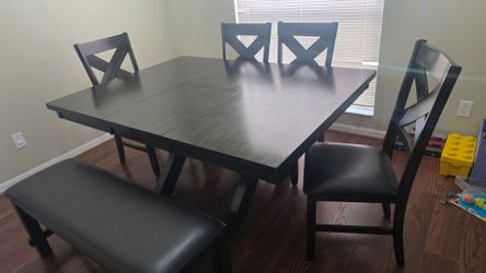 Dining table for 6