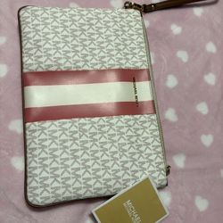 Michael Kors hand wallet