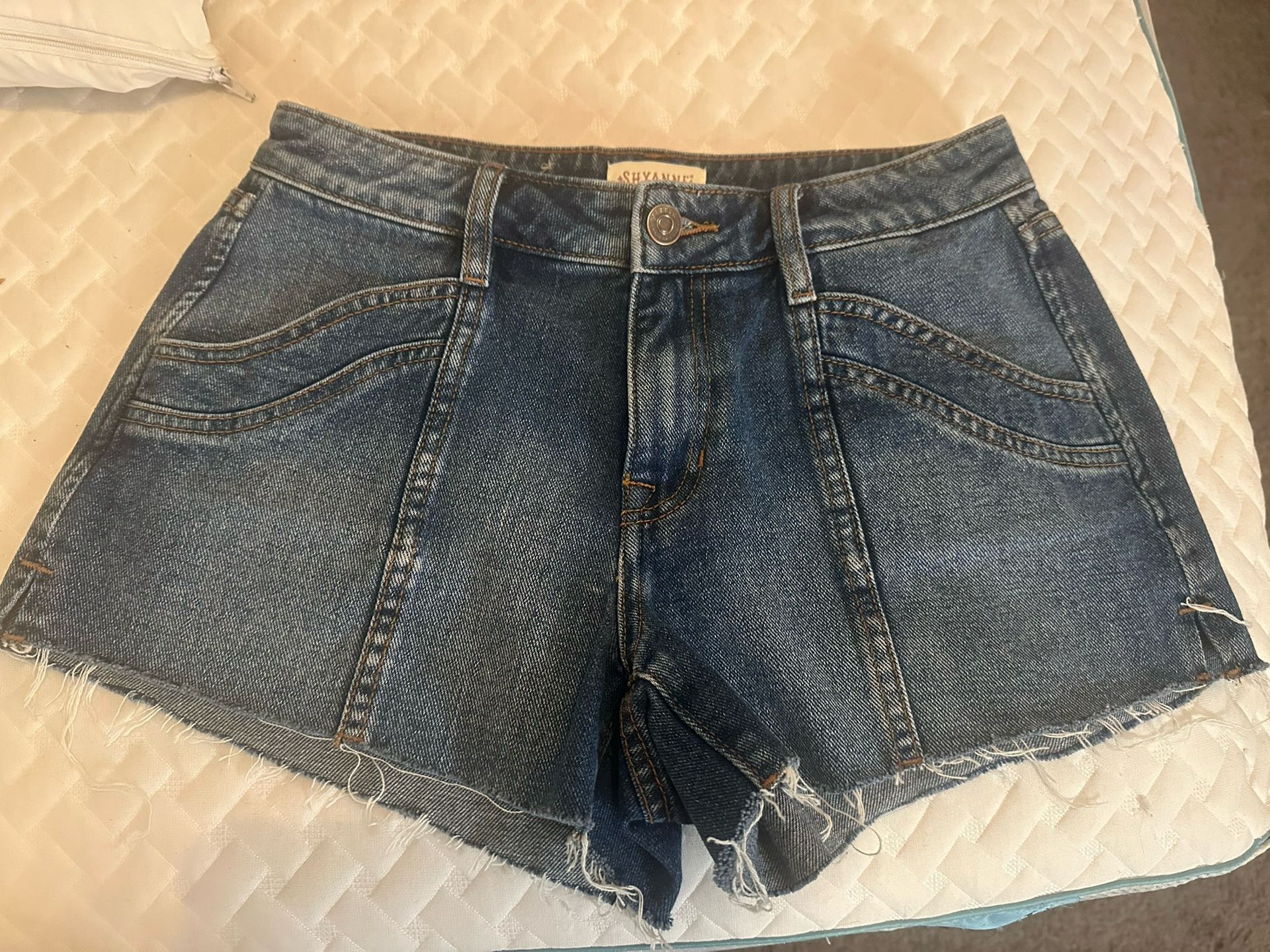 Shyanne DENIM shorts 27