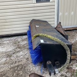 Universal Street Sweeper