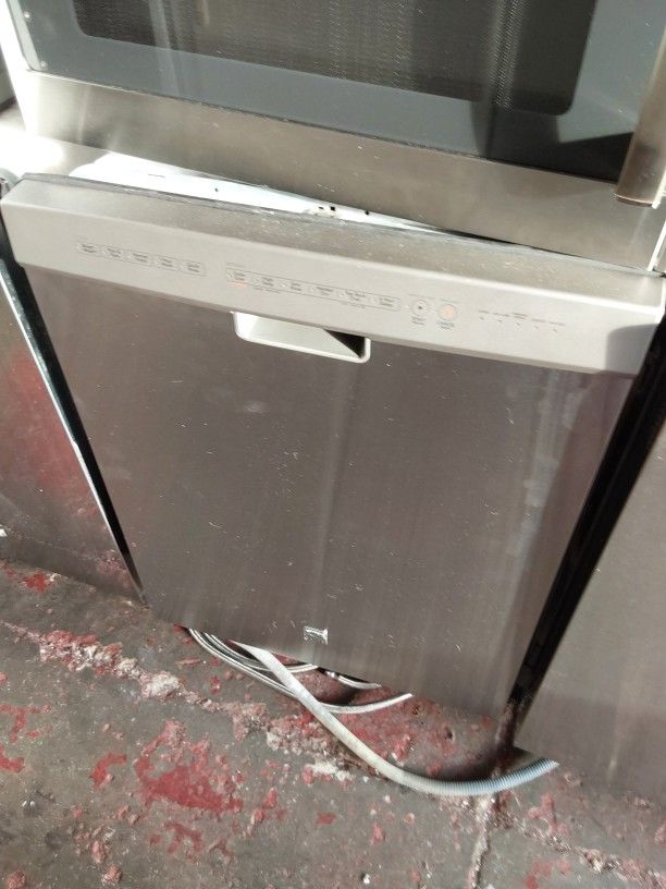 Stainless Steel Kenmore Dishwasher With Stainless Steel Tub