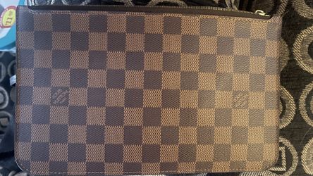 Louis Vuitton Neverfull MM Wristlet