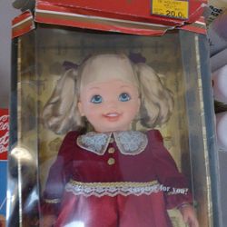 BNIB BARBIES LITTLE SISTER KELLY 16" HOLIDAY KELLY VINTAGE 2000