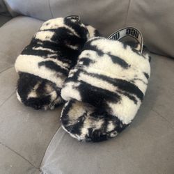 Ugg Slipper