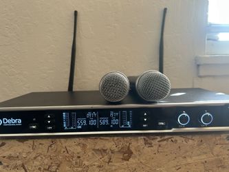Micrófonos Debra $200 (OBO)