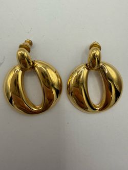 Vintage Signed Trifari Gold Door Knocker Earrings