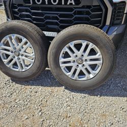 Tires 265/70R18 